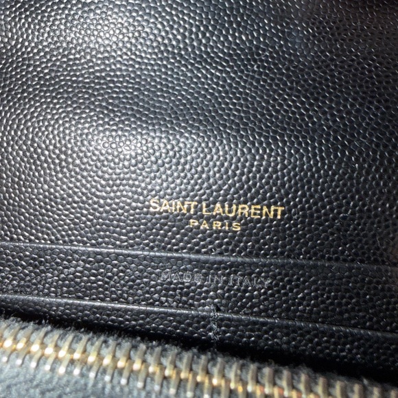✨Authentic! Yves Saint Laurent Black Chevron Women’s Wallet with Gold Logo✨ - Picture 3 of 5